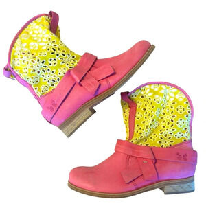 LOFT brand new bright pink with yellow mesh booties- lace cut out yellow top 6.5
